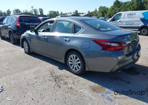 2018 Nissan Altima 2.5 S z USA, uszkodzony, nr VIN 1N4AL3AP0JC270618